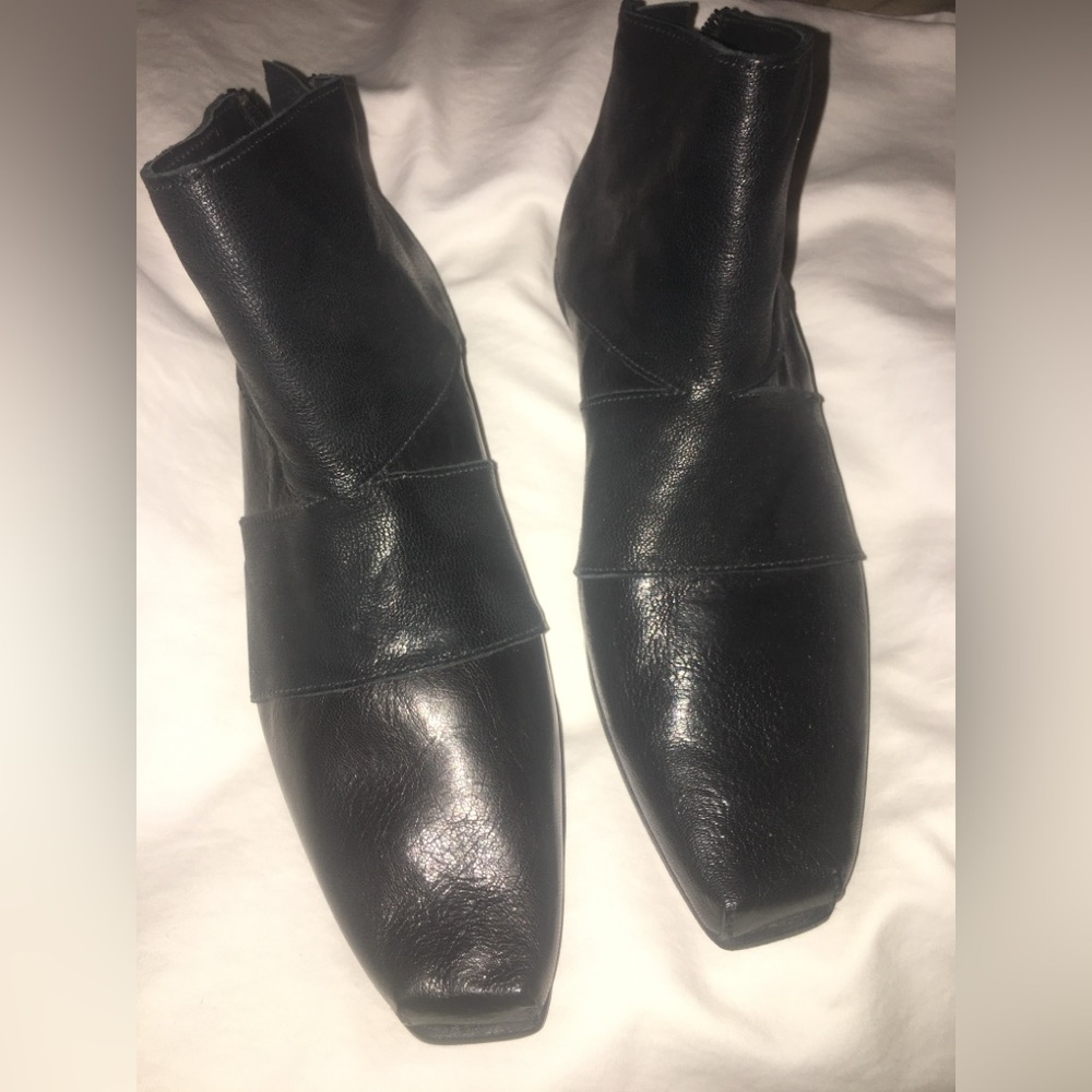 Woman’s Black Booties…they are gorgeous…